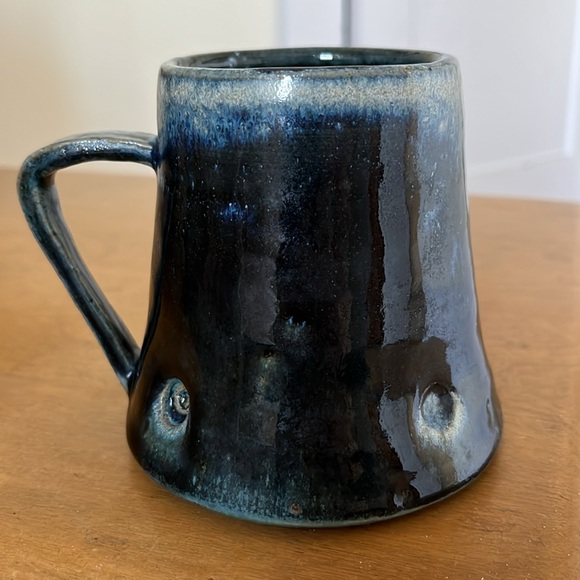 Studio Pottery Hand thrown A-Line 4 Dimples Mug in Glazed Blue Brown Earth-tones - Picture 2 of 7